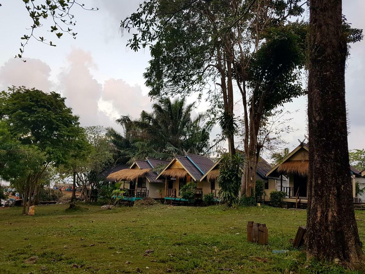ฺbay Yard Hut Hotell Koh Chang Eksteriør bilde
