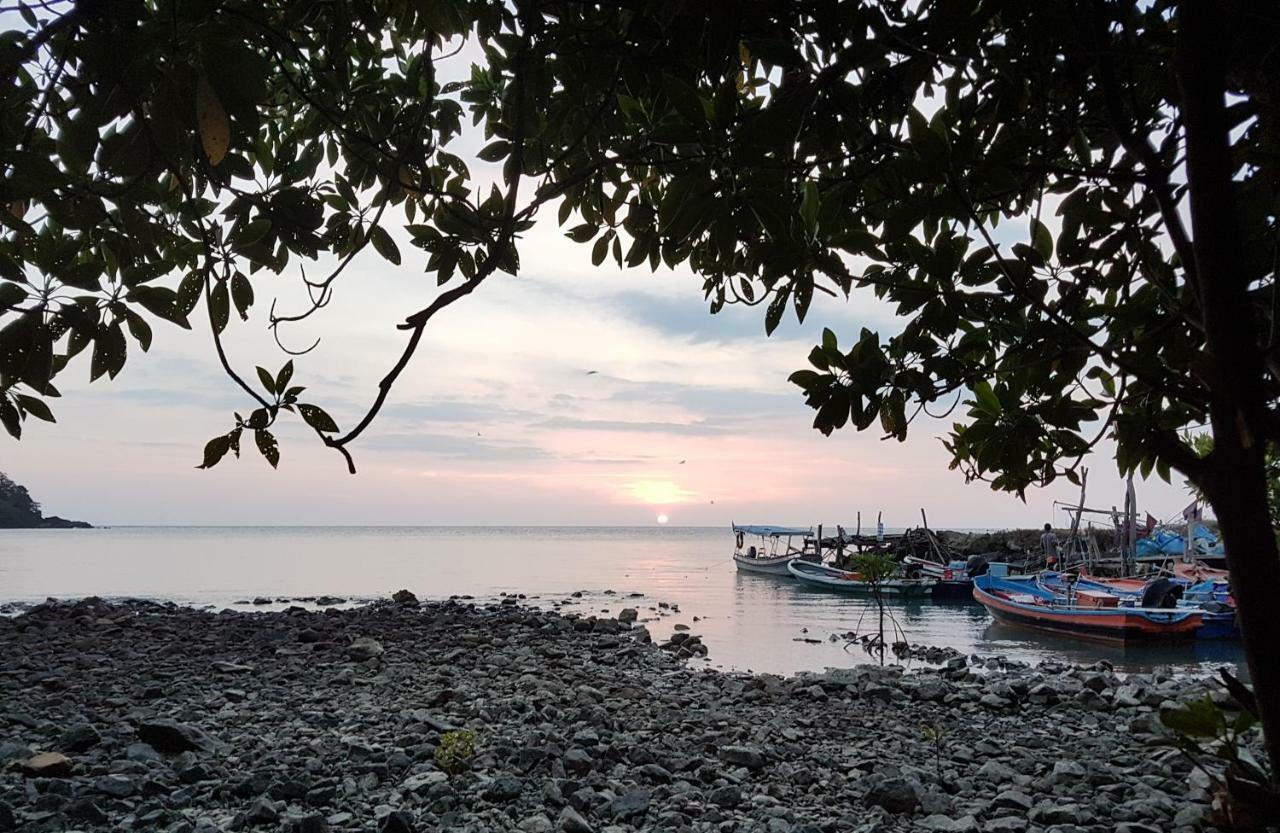 ฺbay Yard Hut Hotell Koh Chang Eksteriør bilde