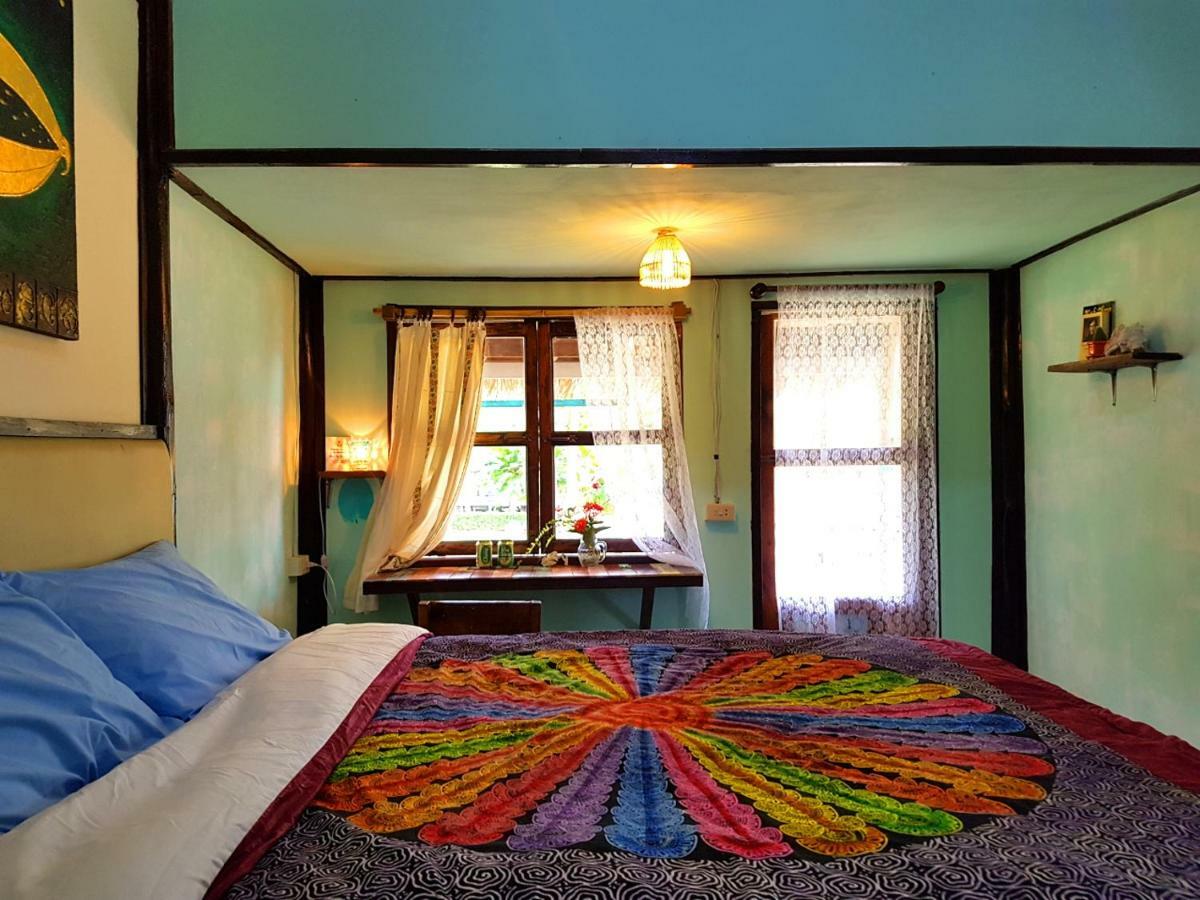 ฺbay Yard Hut Hotell Koh Chang Eksteriør bilde