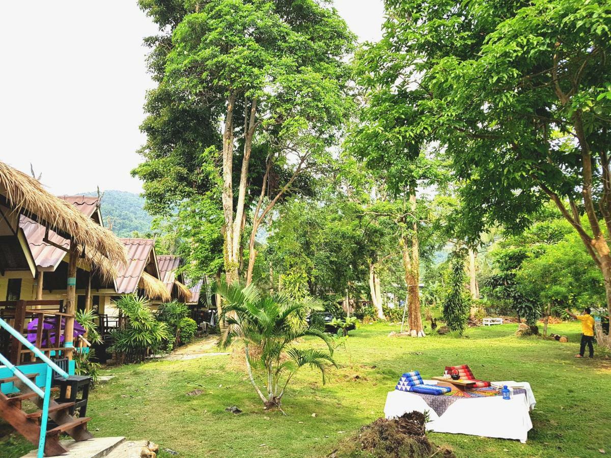 ฺbay Yard Hut Hotell Koh Chang Eksteriør bilde