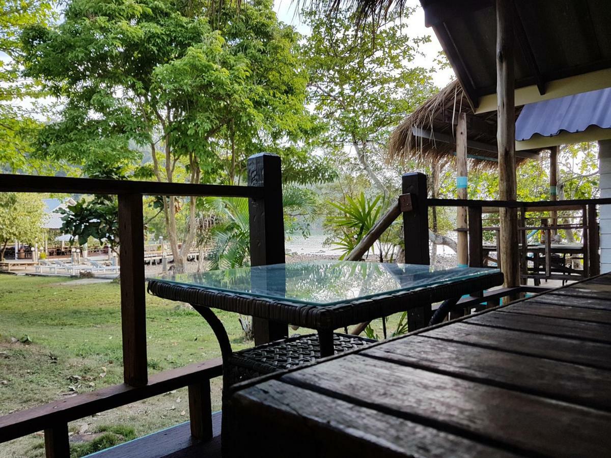 ฺbay Yard Hut Hotell Koh Chang Eksteriør bilde